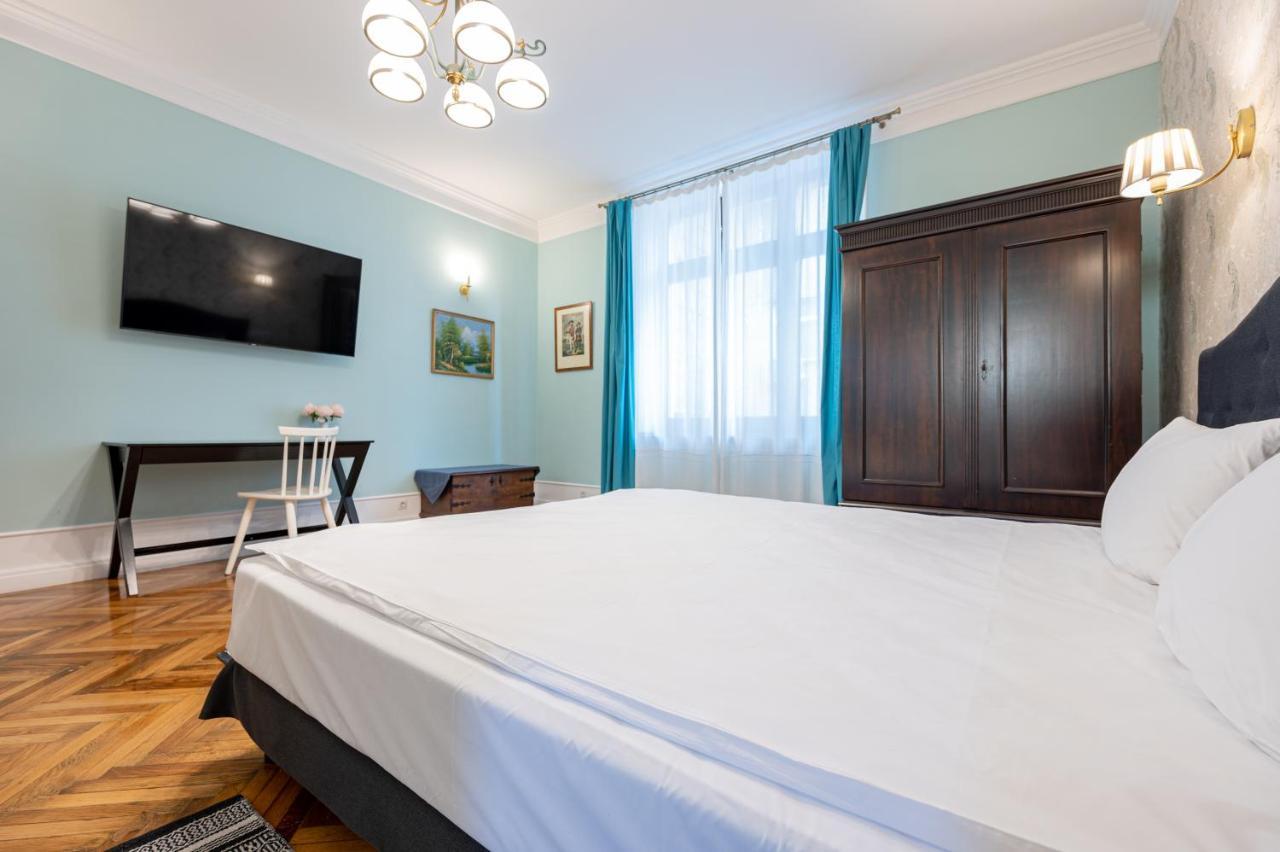 Old City Apartment Oradea Exterior photo
